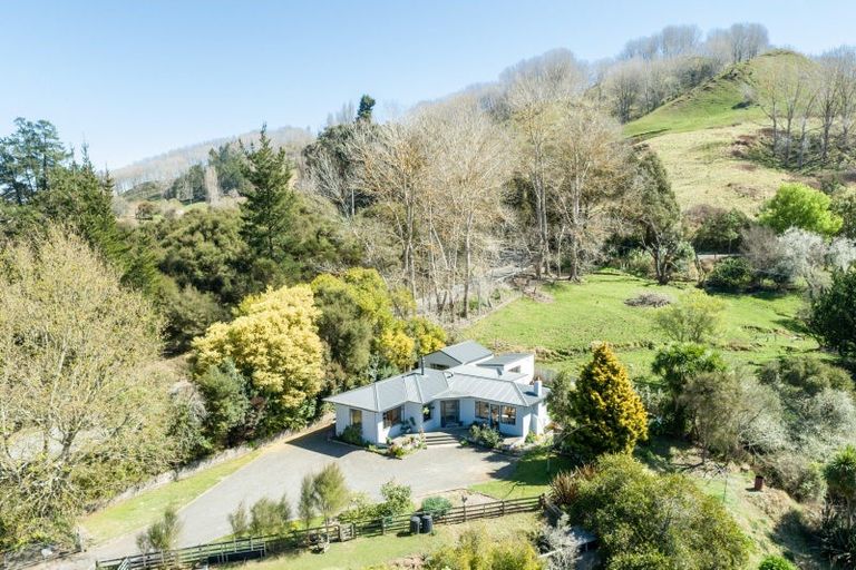 Photo of property in 309 Ellis Wallace Road, Eskdale, Napier, 4182