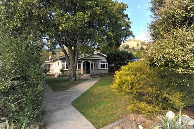 Photo of property in 5 Tory Street, Maitai, Nelson, 7010