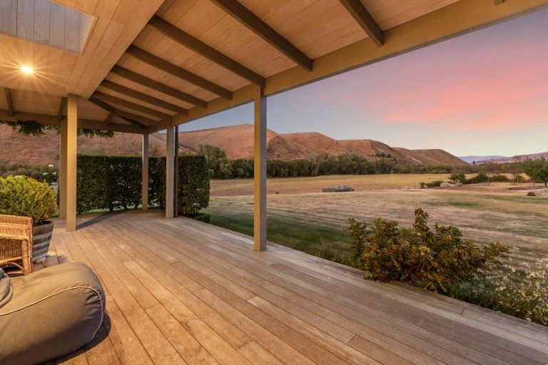 Photo of property in 333 Ardgour Road, Tarras, Cromwell, 9383