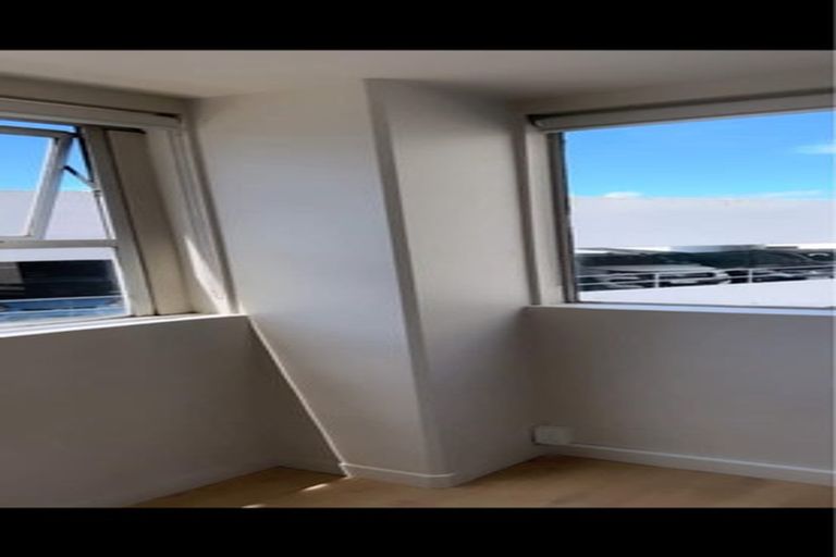 Photo of property in Regency Apartments, 5/49a Manners Street, Te Aro, Wellington, 6011