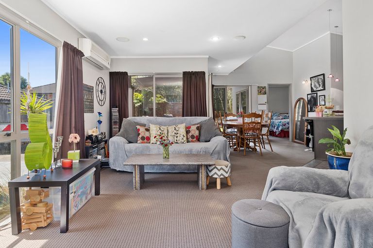 Photo of property in 3 Lark Place, Welcome Bay, Tauranga, 3112