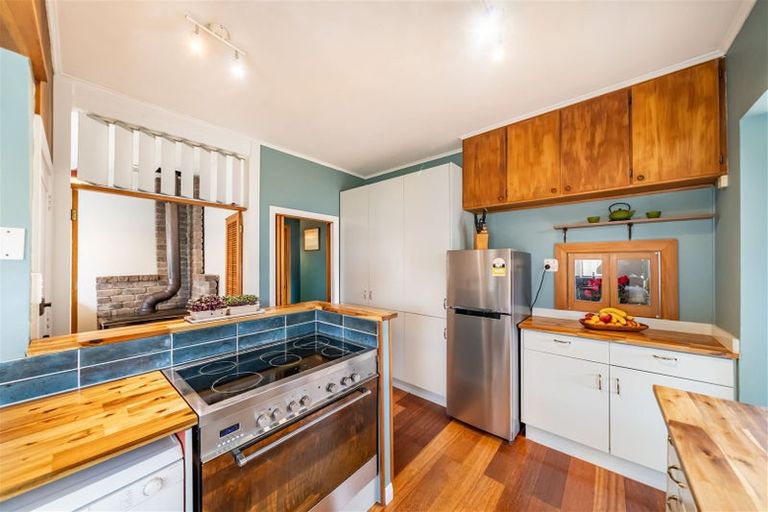 Photo of property in 51 Lincoln Avenue, Epuni, Lower Hutt, 5011