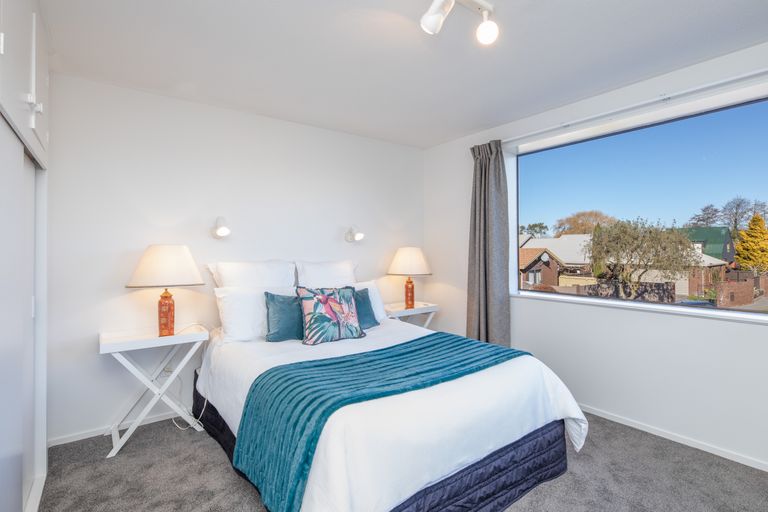 Photo of property in 28 Rubens Place, Burnside, Christchurch, 8053