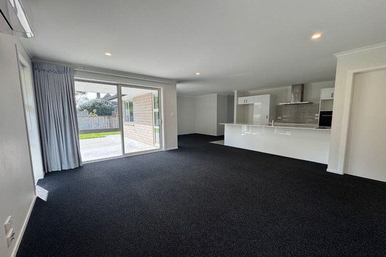 Photo of property in 10 Ratahi Way, Omokoroa, 3114