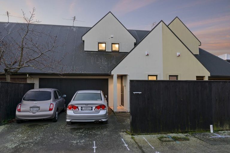 Photo of property in 34 Peverel Street, Riccarton, Christchurch, 8041