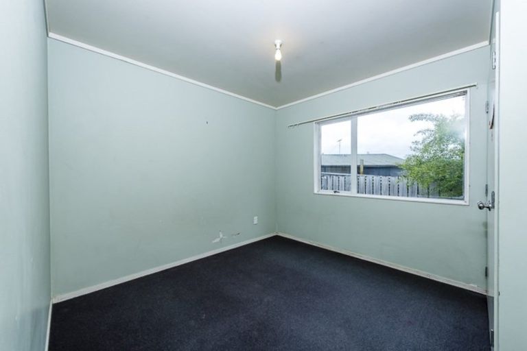 Photo of property in 8 Karepo Crescent, Ranui, Auckland, 0612