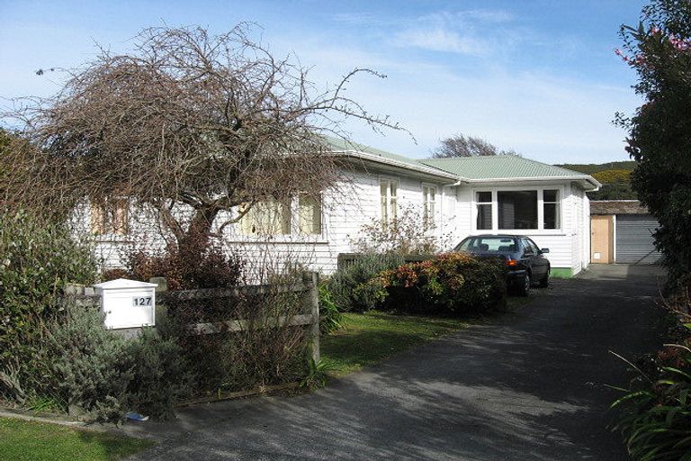 Photo of property in 127 Wise Street, Wainuiomata, Lower Hutt, 5014