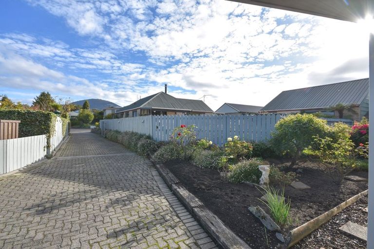 Photo of property in 3 Alfred Place, Fairfield, Dunedin, 9018