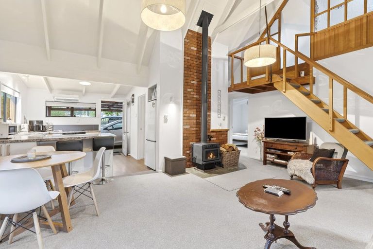 Photo of property in 13a Heuchan Lane, Wanaka, 9305