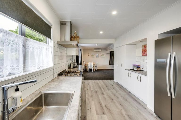 Photo of property in 130 Portsmouth Road, Flaxmere, Hastings, 4120