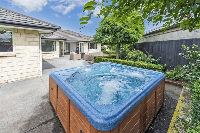 Photo of property in 29 Country Palms Drive, Halswell, Christchurch, 8025