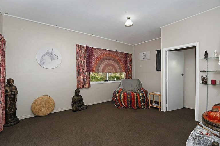 Photo of property in 176 Arawhata Road, Opunake, 4681