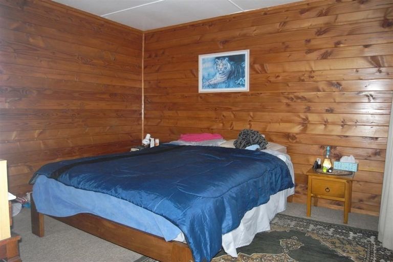 Photo of property in 490 Swanson Road, Ranui, Auckland, 0612