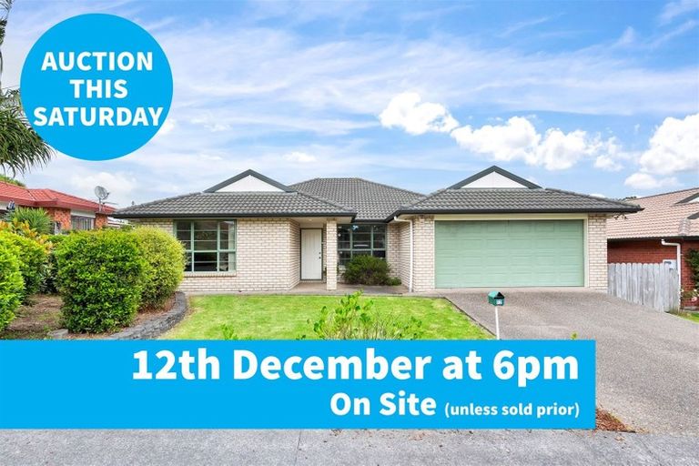 Photo of property in 12 Parkcrest Drive, Henderson, Auckland, 0612