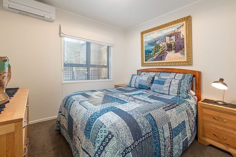 Photo of property in 1/7 Whitby Crescent, Mairangi Bay, Auckland, 0630