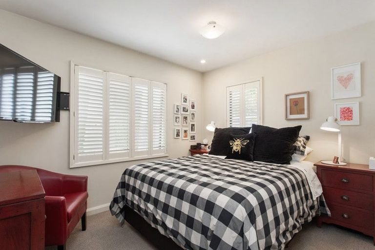 Photo of property in 9 Buxton Terrace, Saint Martins, Christchurch, 8022