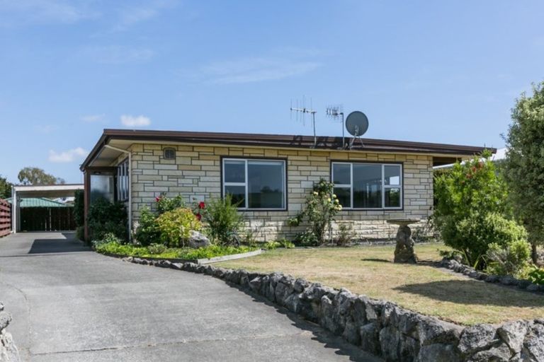 Photo of property in 27 Norwich Crescent, Tamatea, Napier, 4112