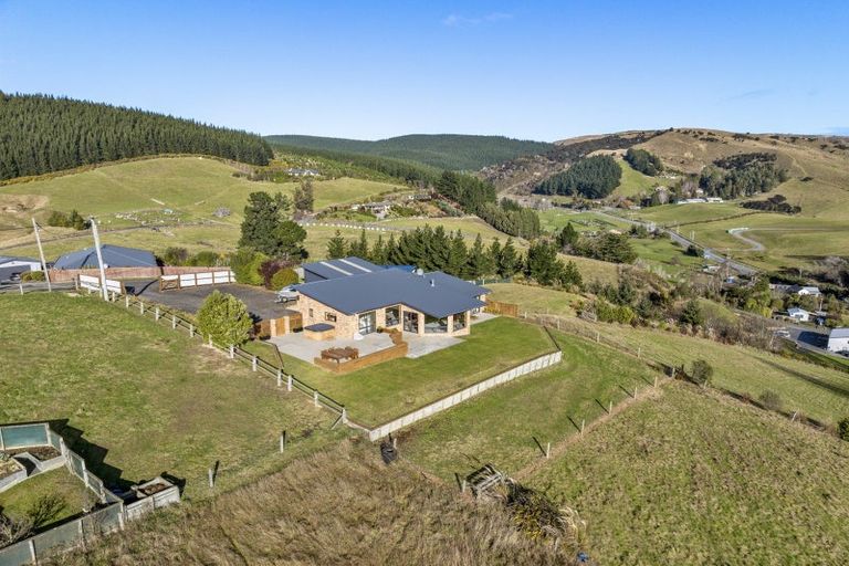 Photo of property in 14 Kingsgate Lane, Waihola, Milton, 9073
