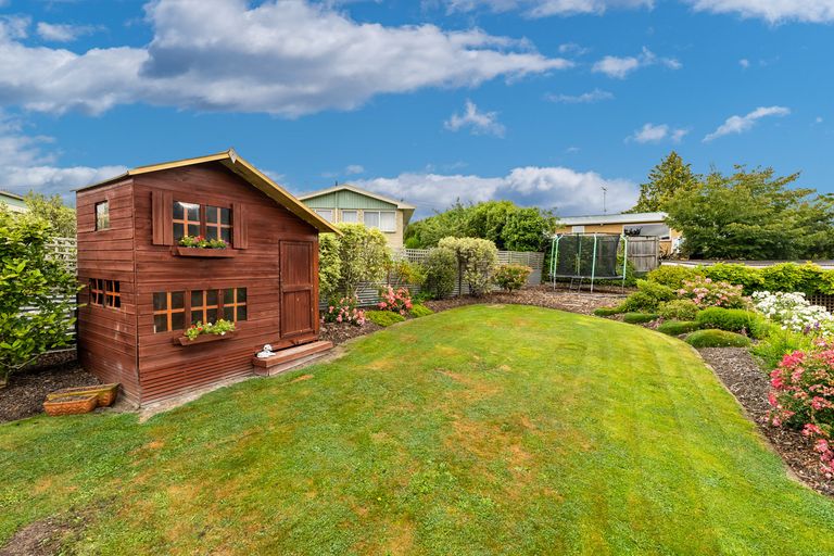 Photo of property in 120 Martin Road, Fairfield, Dunedin, 9018