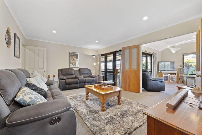 Photo of property in 24 Ursula Drive, Feilding, 4702