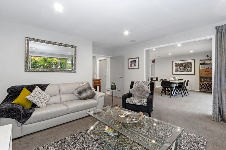 Photo of property in 36 Harrowdale Drive, Avonhead, Christchurch, 8042