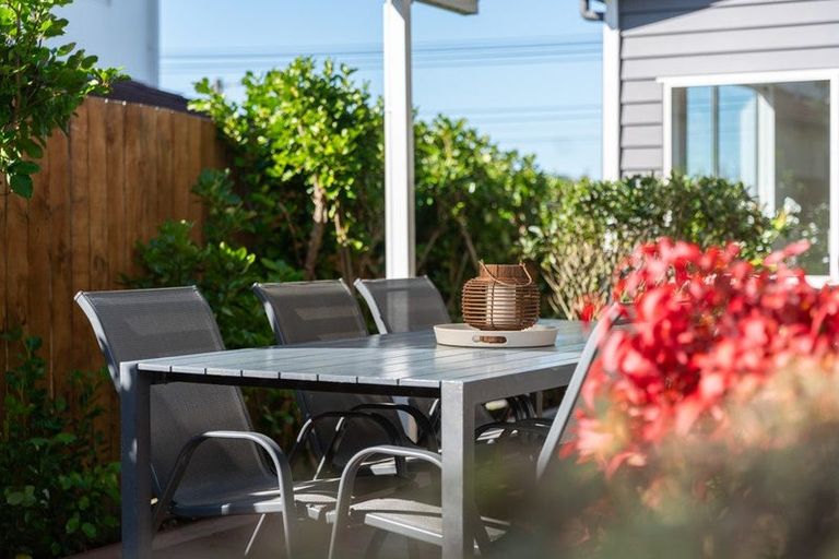 Photo of property in 5 Lyttelton Avenue, Forrest Hill, Auckland, 0620