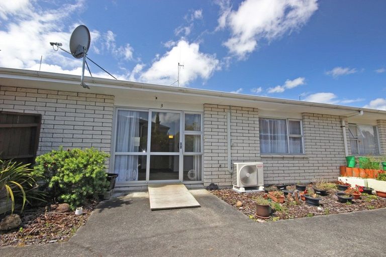 Photo of property in 3/364 Featherston Street, Palmerston North, 4414