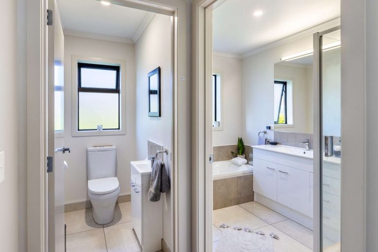 Photo of property in 35 Noumea Drive, Rangatira Park, Taupo, 3330