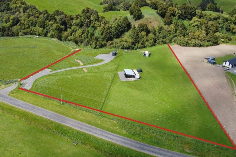 Photo of property in 183 Kiritaki Road, Dannevirke, 4972