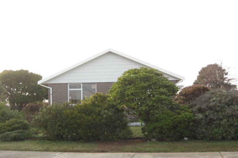 Photo of property in 10 Iona Street, Strathern, Invercargill, 9812