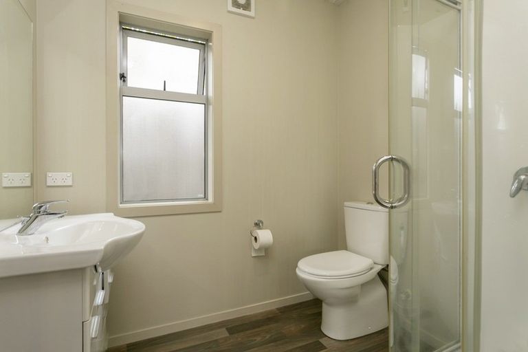 Photo of property in 2/18 Frederick Street, Two Mile Bay, Taupo, 3330