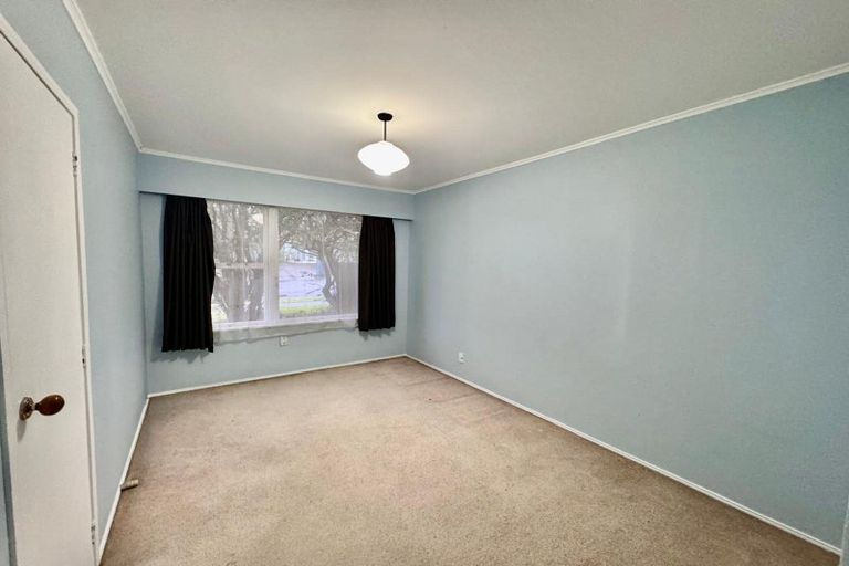 Photo of property in 18 Harford Place, Pakuranga Heights, Auckland, 2010