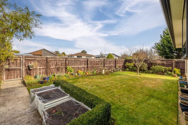 Photo of property in 1/22 Ingrid Street, Parklands, Christchurch, 8083