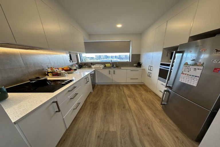 Photo of property in 49 Peihana Road, Hobsonville, Auckland, 0616