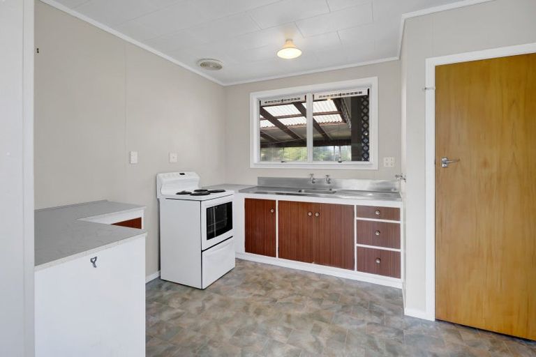 Photo of property in 2a Seyton Street, Stratford, 4332