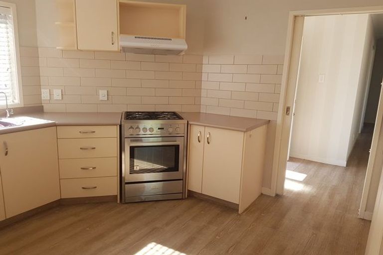 Photo of property in 712b Pioneer Highway, Takaro, Palmerston North, 4412