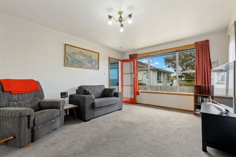 Photo of property in 1/79 Hills Road, Edgeware, Christchurch, 8013