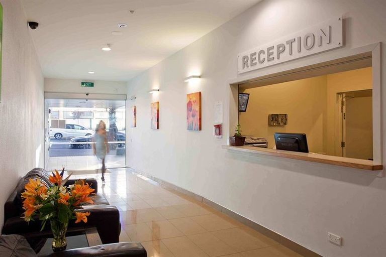 Photo of property in Proximity Apartments, 205/17 Osterley Way, Manukau, Auckland, 2104