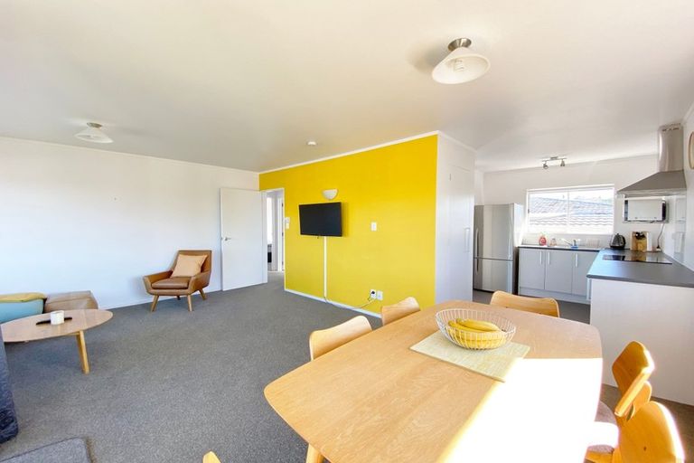 Photo of property in 1/11 Karaka Street, New Lynn, Auckland, 0600