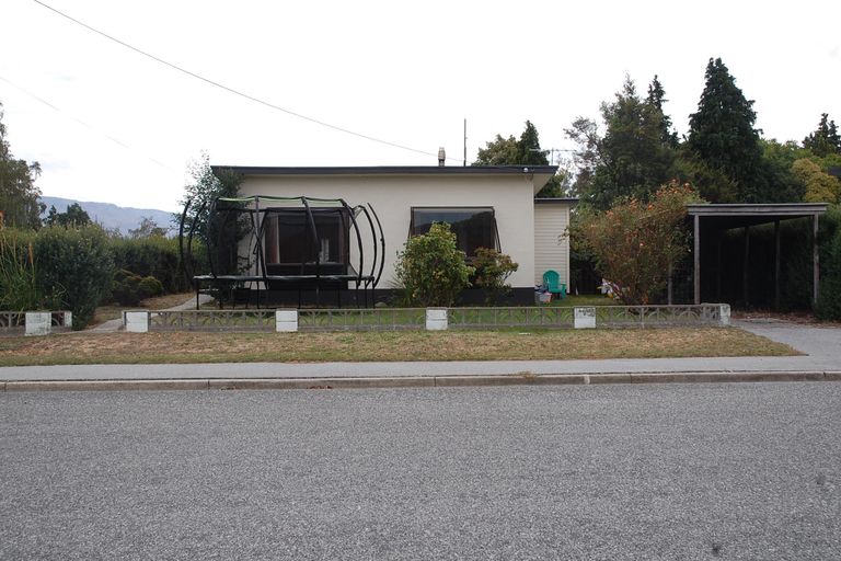 Photo of property in 27 Orient Street, Cromwell, 9310