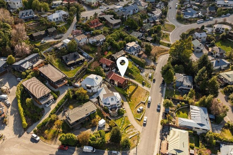 Photo of property in 5 Arawata Terrace, Fernhill, Queenstown, 9300