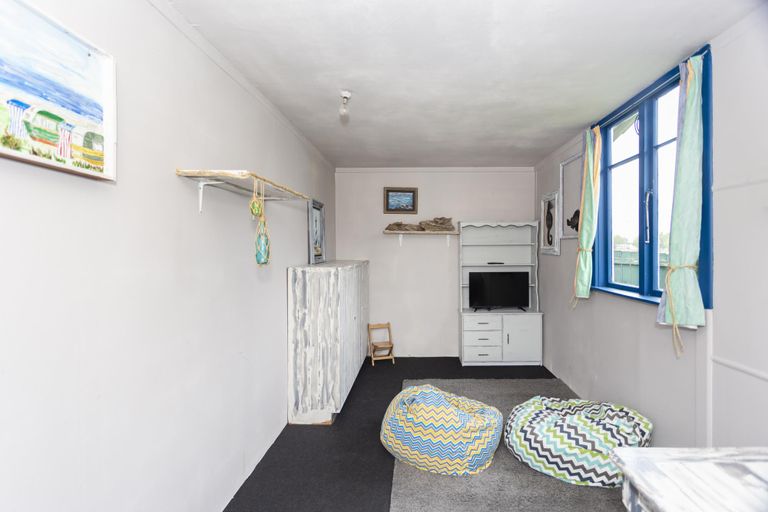 Photo of property in 8 Airedale Road, Weston, Oamaru, 9401