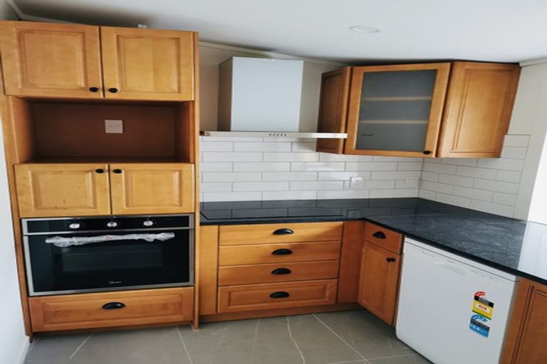 Photo of property in 106 Canongate Street, Birkdale, Auckland, 0626