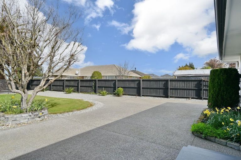 Photo of property in 7 Barclay Place, Burwood, Christchurch, 8061