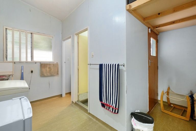 Photo of property in 27 Hinaki Street, Inner Kaiti, Gisborne, 4010