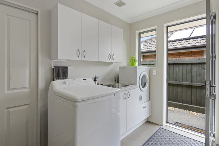 Photo of property in 4 Benjamin Mountfort Close, Hillmorton, Christchurch, 8024