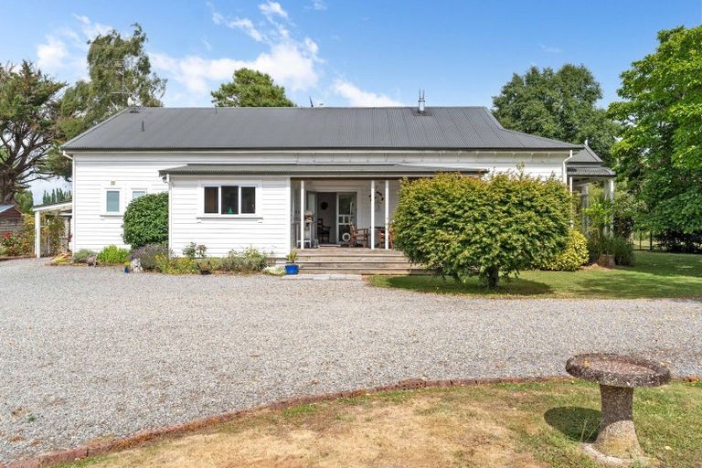 Photo of property in 2566 State Highway 2, Ahikouka, Greytown, 5794