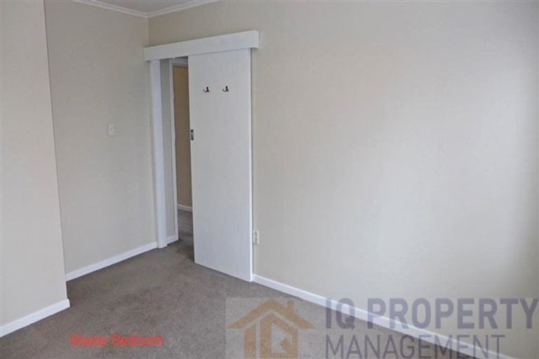 Photo of property in 1/15 East Coast Road, Milford, Auckland, 0620