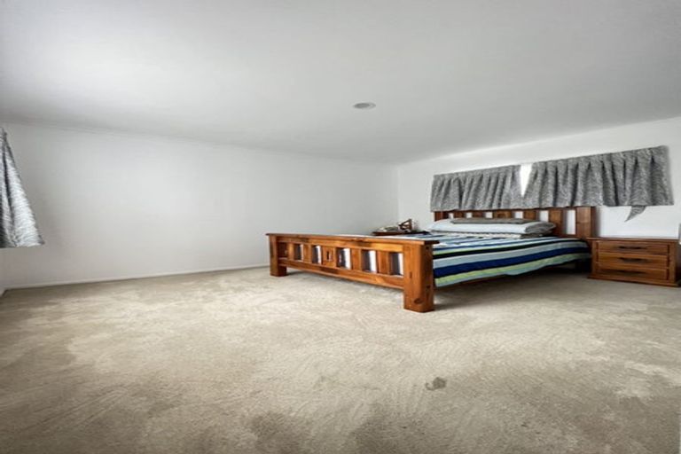 Photo of property in 12 Maybole Drive, Flat Bush, Auckland, 2016