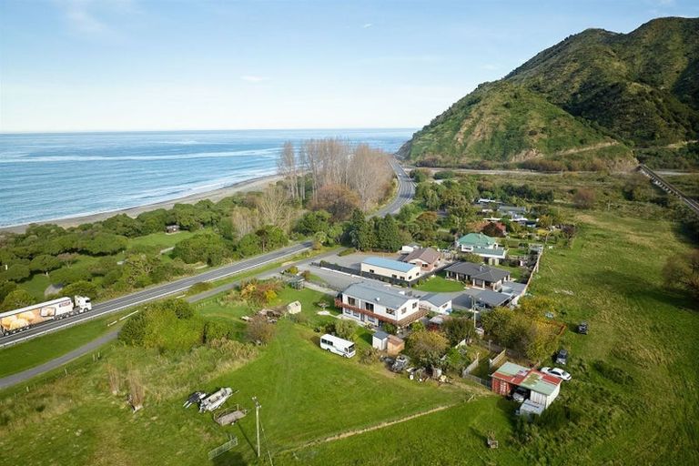 Photo of property in 8 Puketa Road, Peketa, Kaikoura, 7374